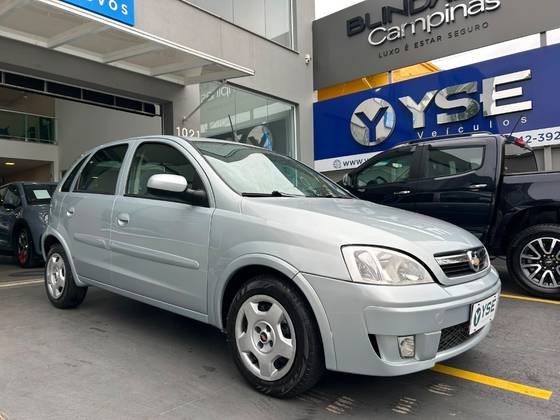 CHEVROLET CORSA 1.4 MPFI MAXX 8V FLEX 4P MANUAL CHEVROLET CORSA 1.4 MPFI MAXX 8V FLEX 4P MANUAL